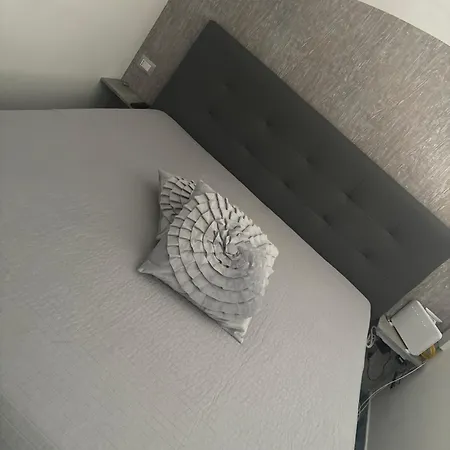 Semesterbostad Aurora House 2