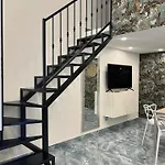 Prázdninový dům Aurora House 2 *